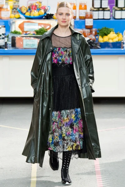 Look 61